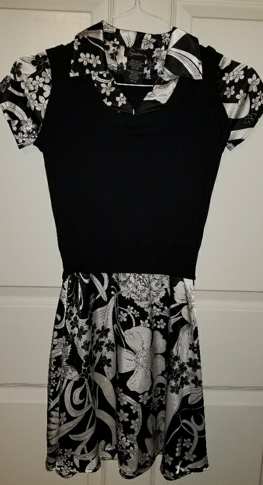 Girls size 14 dress by Speechless